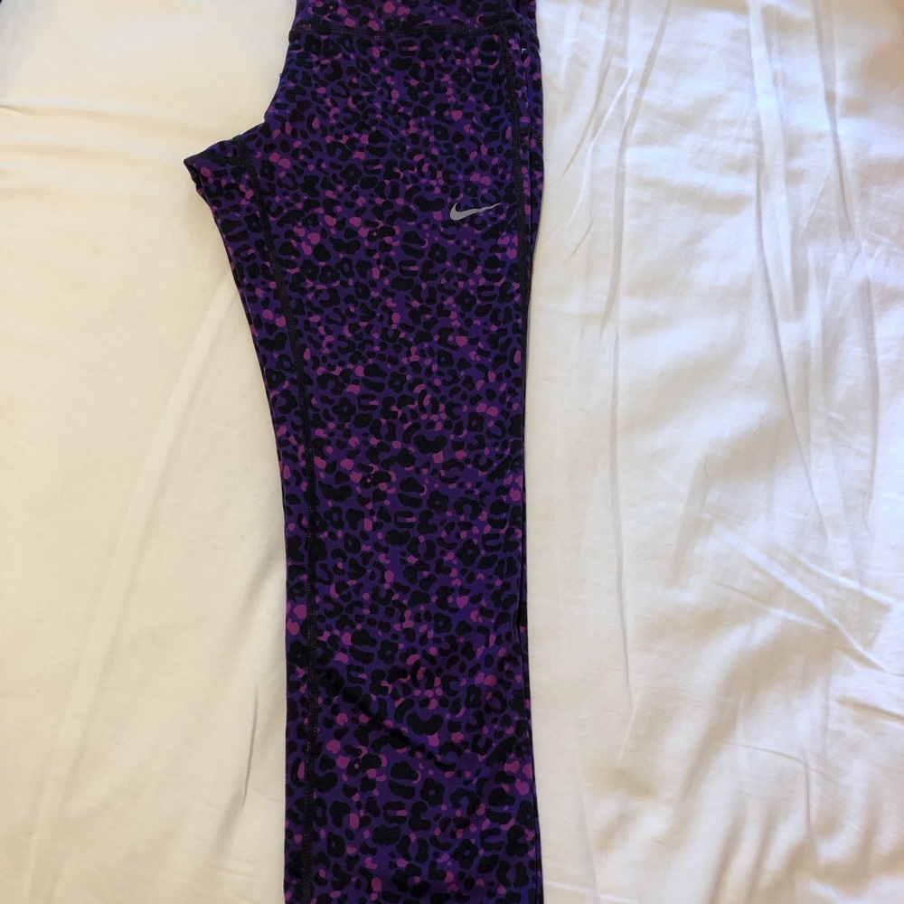 Nike Capri pants size S - Picture 6 of 6